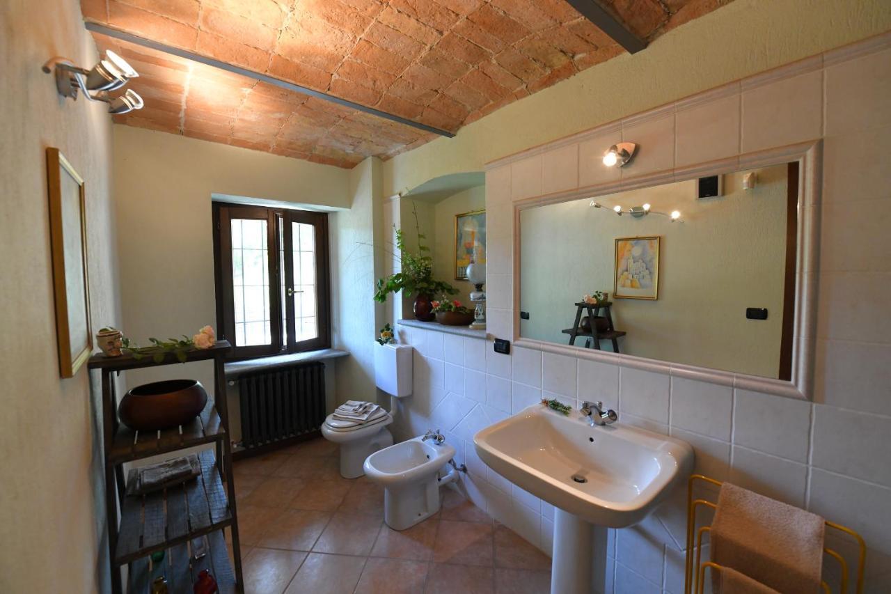 Ferienwohnung Cascina Flino Diano dʼAlba Exterior foto